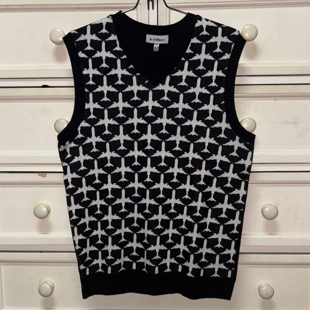 Le chateau Sweater Vest